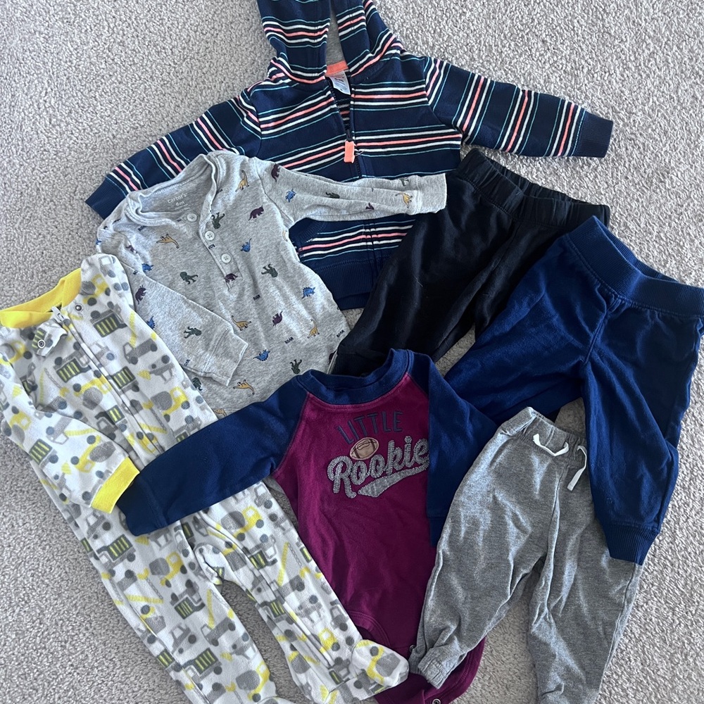 Carter's boys 3-6 month clothing bundle